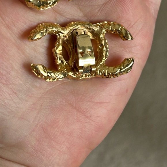 Vintage Designer COCO CHANEL BLUETTE FRANCE. GOLD TONE Logo Shoe Clips.